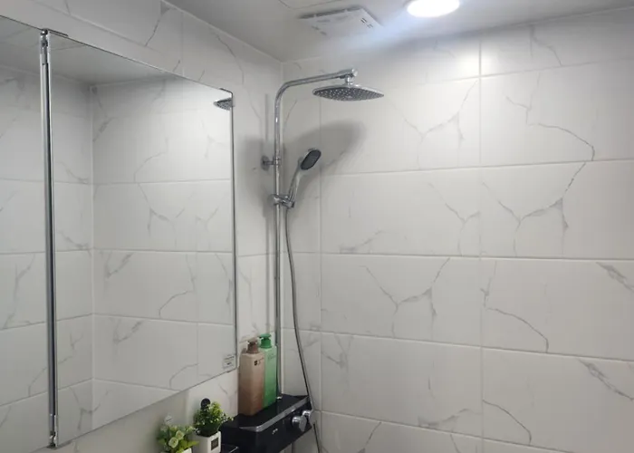 公寓 Yeongdeungpo-gu Office Station Line 2 And Line 5 5 Minutes Away Two-bedroom