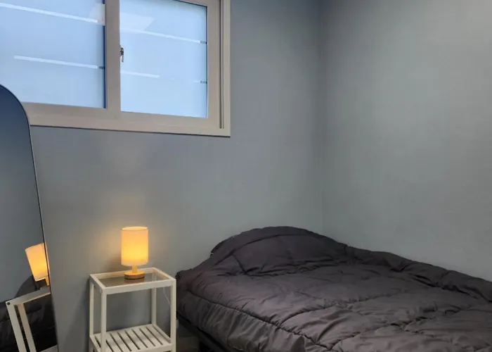 公寓 Yeongdeungpo-gu Office Station Line 2 And Line 5 5 Minutes Away Two-bedroom